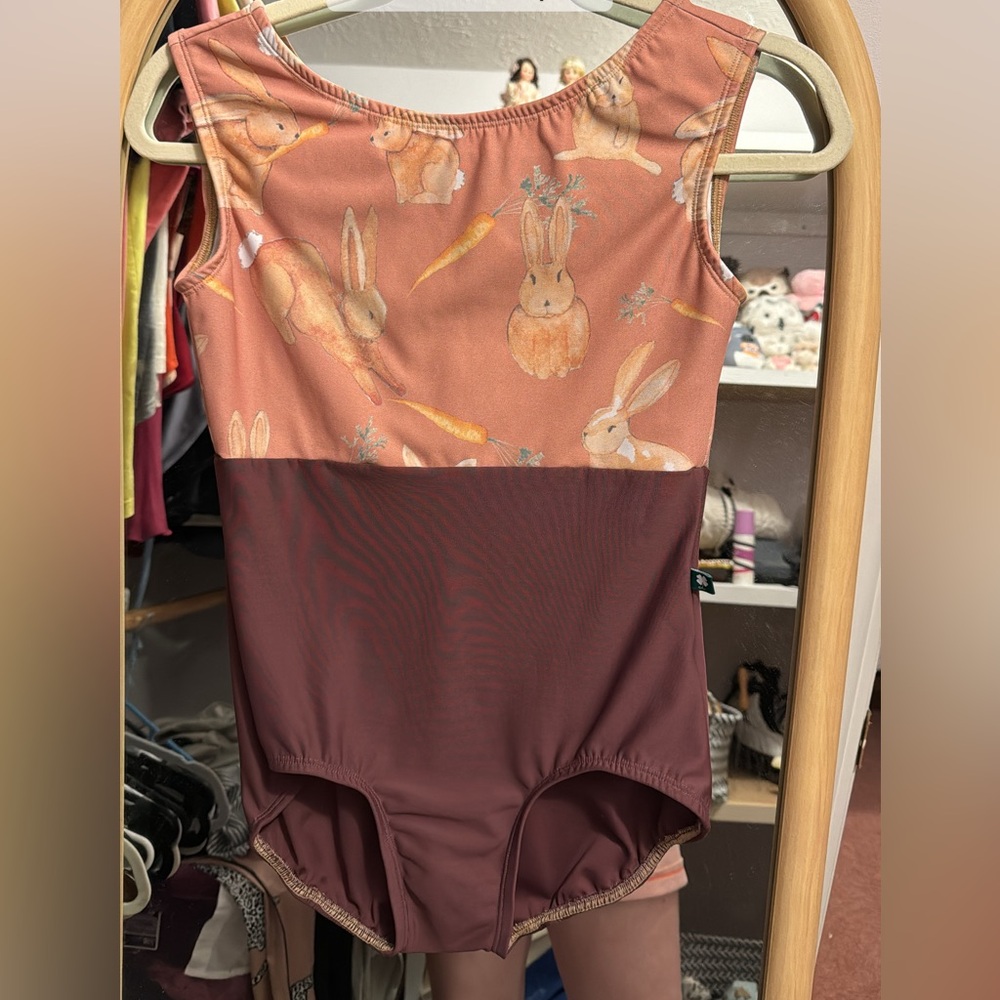 Barely worn Lucky Leo adult large